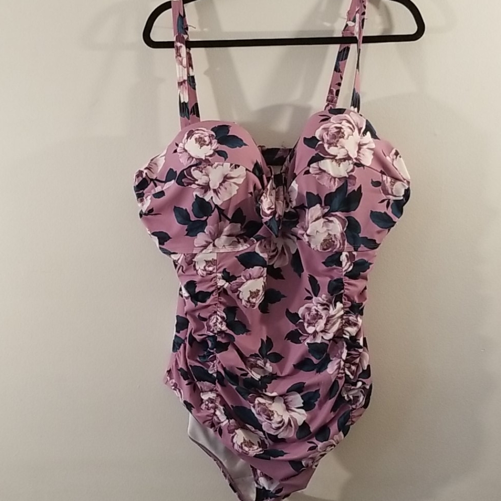 Torrid Underwire bathing suit